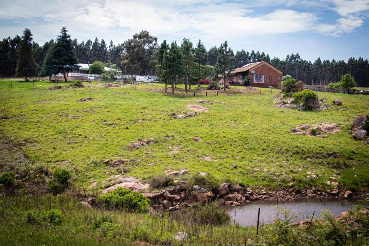 Rocks & Roses Farm Stay Lochiel Экстерьер фото