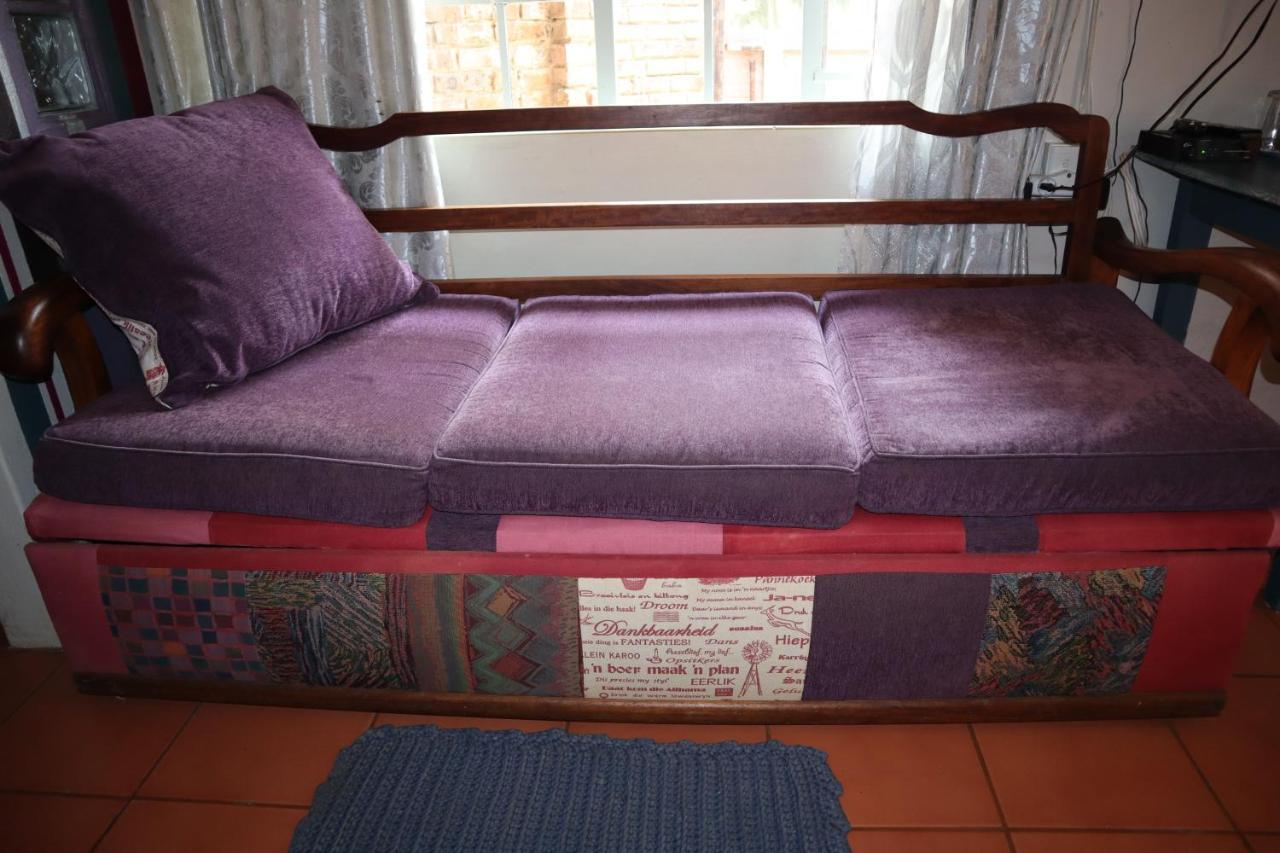 Rocks & Roses Farm Stay Lochiel Экстерьер фото