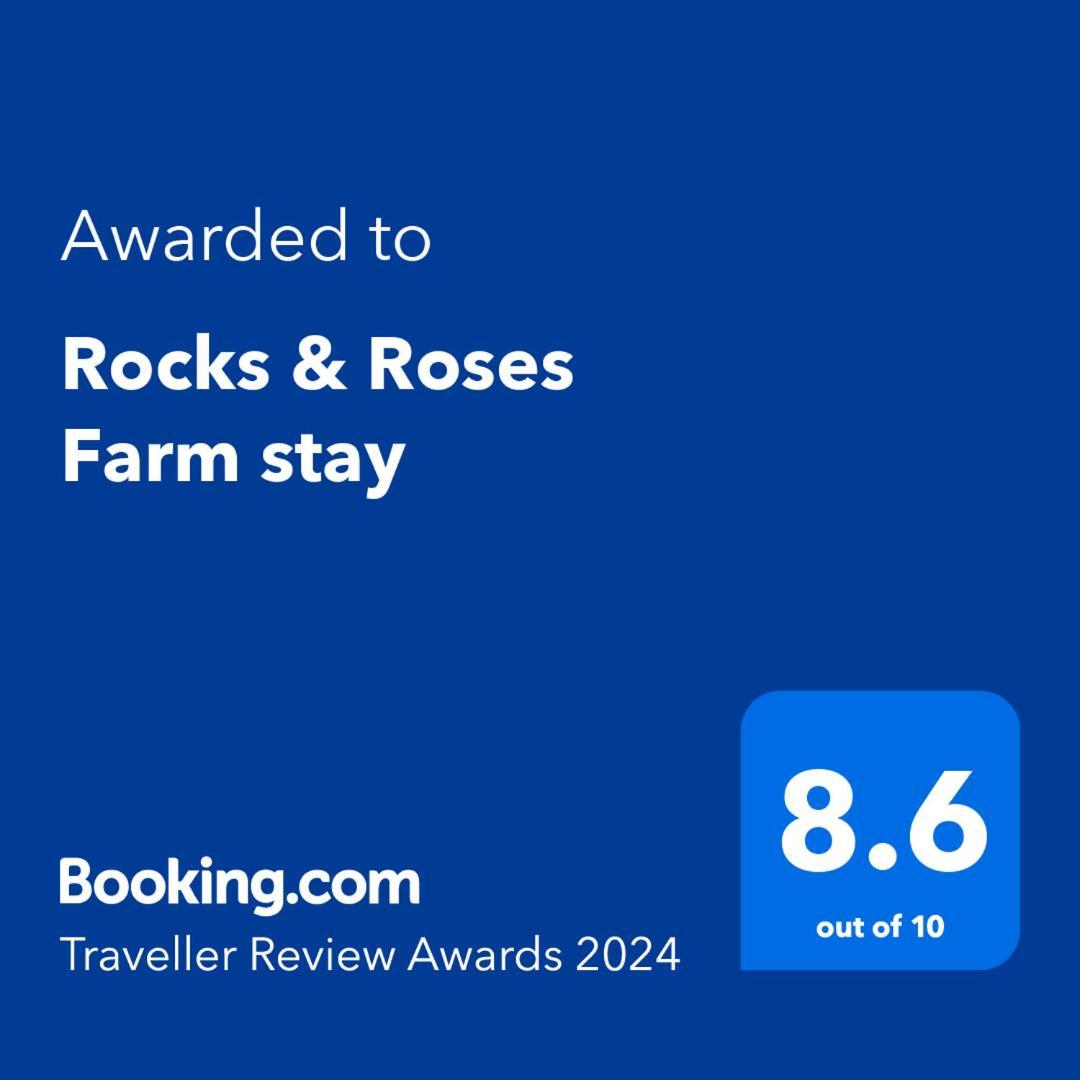 Rocks & Roses Farm Stay Lochiel Экстерьер фото